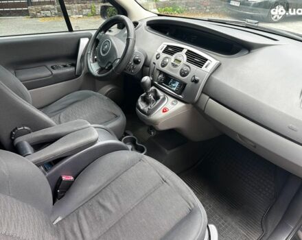 Чорний Рено Гранд Сценік, об'ємом двигуна 1.6 л та пробігом 308 тис. км за 6490 $, фото 20 на Automoto.ua