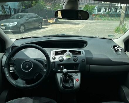 Чорний Рено Гранд Сценік, об'ємом двигуна 1.6 л та пробігом 308 тис. км за 6490 $, фото 17 на Automoto.ua