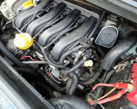 Черный Рено Гранд Сценик, объемом двигателя 1.6 л и пробегом 248 тыс. км за 5300 $, фото 7 на Automoto.ua