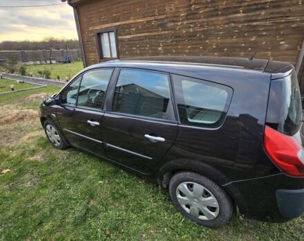 Черный Рено Гранд Сценик, объемом двигателя 1.6 л и пробегом 248 тыс. км за 5300 $, фото 3 на Automoto.ua