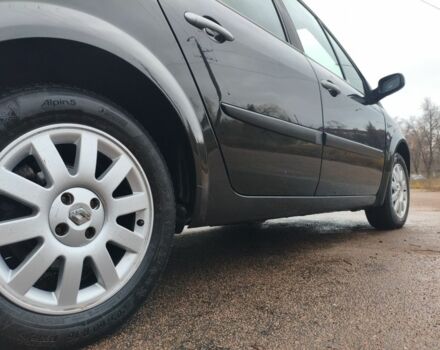 Черный Рено Гранд Сценик, объемом двигателя 2 л и пробегом 110 тыс. км за 7150 $, фото 16 на Automoto.ua