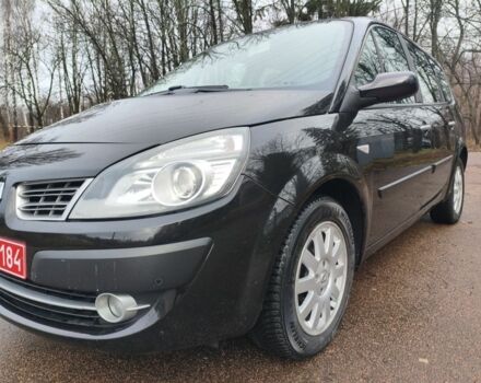 Черный Рено Гранд Сценик, объемом двигателя 2 л и пробегом 110 тыс. км за 7150 $, фото 12 на Automoto.ua