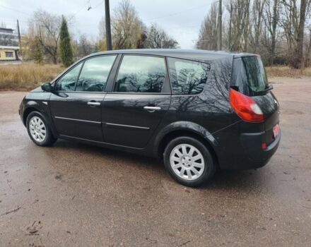 Черный Рено Гранд Сценик, объемом двигателя 2 л и пробегом 110 тыс. км за 7150 $, фото 9 на Automoto.ua