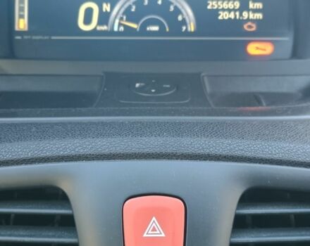 Черный Рено Гранд Сценик, объемом двигателя 2 л и пробегом 257 тыс. км за 8300 $, фото 8 на Automoto.ua