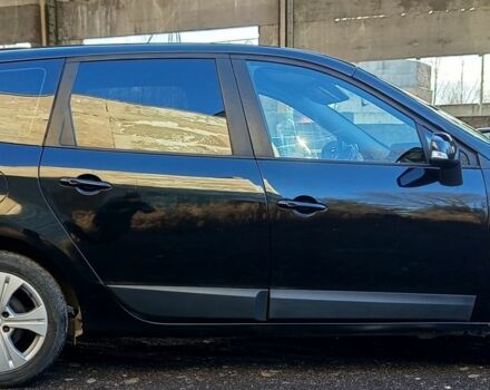 Черный Рено Гранд Сценик, объемом двигателя 1.5 л и пробегом 200 тыс. км за 7400 $, фото 1 на Automoto.ua