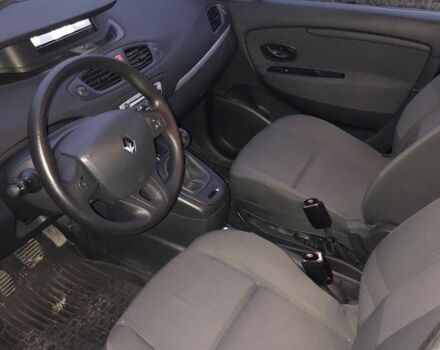 Черный Рено Гранд Сценик, объемом двигателя 1.5 л и пробегом 199 тыс. км за 7499 $, фото 6 на Automoto.ua