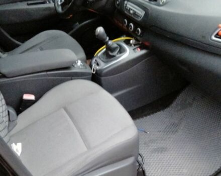 Чорний Рено Гранд Сценік, об'ємом двигуна 1.5 л та пробігом 263 тис. км за 7400 $, фото 2 на Automoto.ua