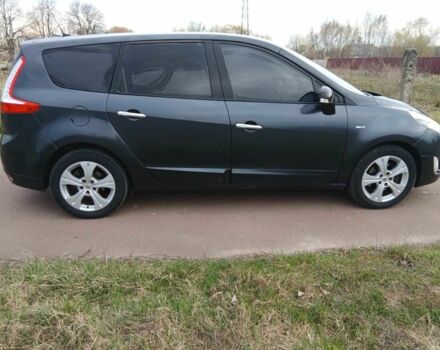 Черный Рено Гранд Сценик, объемом двигателя 1.5 л и пробегом 235 тыс. км за 8400 $, фото 2 на Automoto.ua