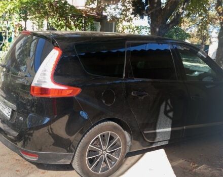 Черный Рено Гранд Сценик, объемом двигателя 1.6 л и пробегом 264 тыс. км за 8000 $, фото 2 на Automoto.ua