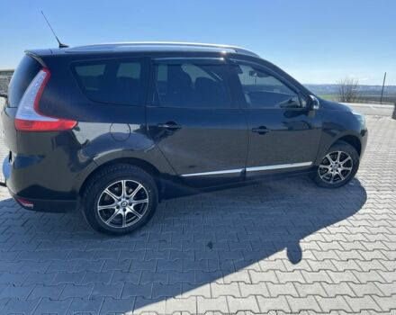 Черный Рено Гранд Сценик, объемом двигателя 1.6 л и пробегом 225 тыс. км за 9499 $, фото 4 на Automoto.ua