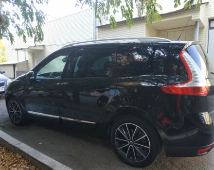 Чорний Рено Гранд Сценік, об'ємом двигуна 1.6 л та пробігом 273 тис. км за 9565 $, фото 2 на Automoto.ua