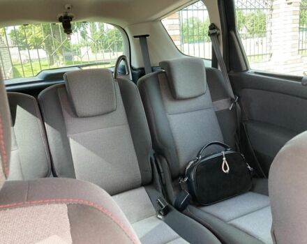 Чорний Рено Гранд Сценік, об'ємом двигуна 1 л та пробігом 215 тис. км за 8800 $, фото 6 на Automoto.ua