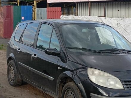 Рено Гранд Сценик 2005 в Изюме на Automoto.ua Черный Рено Гранд Сценик, объемом двигателя 1.9 л и пробегом 250 тыс. км за 2700 $, фото 1 на Automoto.ua