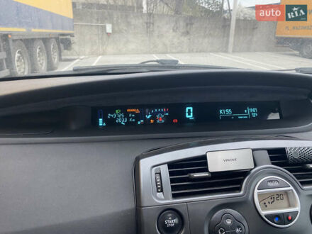 Чорний Рено Гранд Сценік, об'ємом двигуна 2 л та пробігом 243 тис. км за 5000 $, фото 1 на Automoto.ua