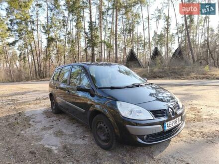 Рено Гранд Сценик 2006 в Черкассах на Automoto.ua Черный Рено Гранд Сценик, объемом двигателя 1.6 л и пробегом 150 тыс. км за 5799 $, фото 1 на Automoto.ua