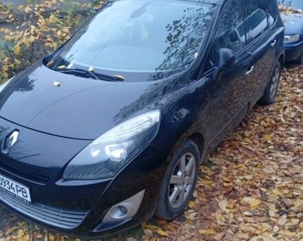 Черный Рено Гранд Сценик, объемом двигателя 1.6 л и пробегом 200 тыс. км за 6500 $, фото 1 на Automoto.ua