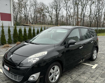 Чорний Рено Гранд Сценік, об'ємом двигуна 2 л та пробігом 197 тис. км за 6800 $, фото 1 на Automoto.ua