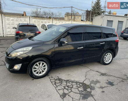 Черный Рено Гранд Сценик, объемом двигателя 1.4 л и пробегом 208 тыс. км за 6000 $, фото 1 на Automoto.ua