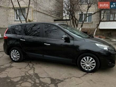 Чорний Рено Гранд Сценік, об'ємом двигуна 1.87 л та пробігом 257 тис. км за 7700 $, фото 1 на Automoto.ua