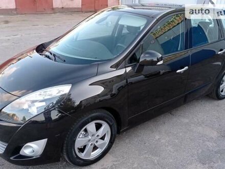 Рено Гранд Сценік 2010 у Полтаві на Automoto.ua Чорний Рено Гранд Сценік, об'ємом двигуна 1.4 л та пробігом 198 тис. км за 7550 $, фото 1 на Automoto.ua