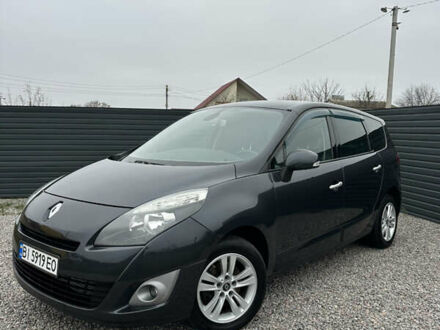 Черный Рено Гранд Сценик, объемом двигателя 1.6 л и пробегом 174 тыс. км за 7450 $, фото 1 на Automoto.ua