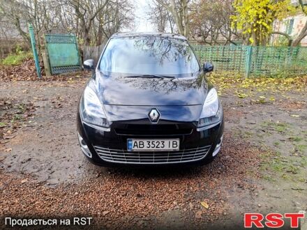 Черный Рено Гранд Сценик, объемом двигателя 2 л и пробегом 224 тыс. км за 8999 $, фото 1 на Automoto.ua