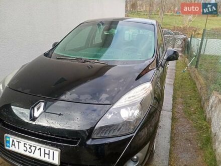 Рено Гранд Сценик 2011 в Городенке на Automoto.ua Черный Рено Гранд Сценик, объемом двигателя 1.5 л и пробегом 249 тыс. км за 7000 $, фото 1 на Automoto.ua