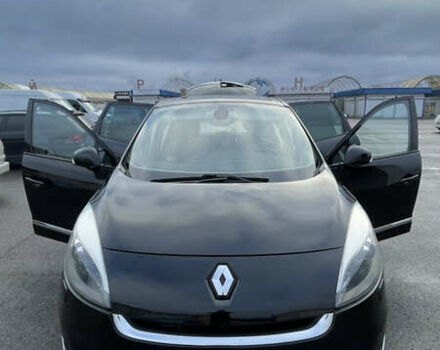 Черный Рено Гранд Сценик, объемом двигателя 1.5 л и пробегом 196 тыс. км за 8500 $, фото 1 на Automoto.ua