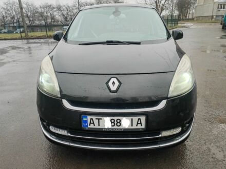 Черный Рено Гранд Сценик, объемом двигателя 1.5 л и пробегом 311 тыс. км за 8000 $, фото 1 на Automoto.ua