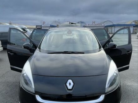 Черный Рено Гранд Сценик, объемом двигателя 1.5 л и пробегом 196 тыс. км за 8500 $, фото 1 на Automoto.ua