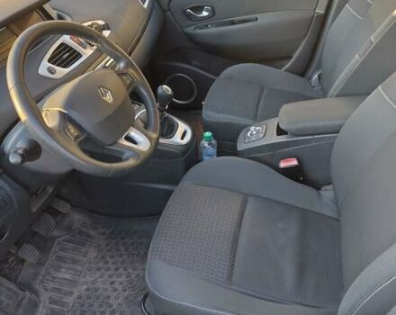 Коричневый Рено Гранд Сценик, объемом двигателя 1.9 л и пробегом 240 тыс. км за 7100 $, фото 1 на Automoto.ua