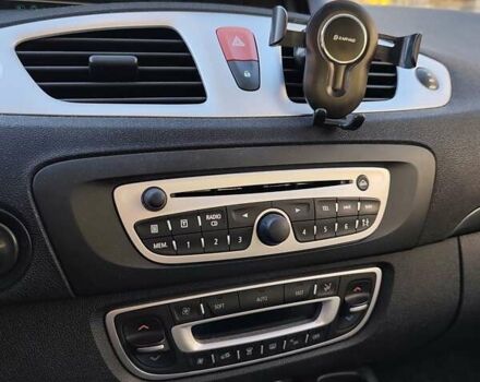 Коричневый Рено Гранд Сценик, объемом двигателя 1.9 л и пробегом 240 тыс. км за 7100 $, фото 2 на Automoto.ua