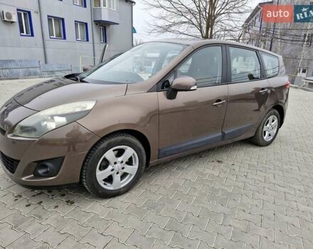 Коричневый Рено Гранд Сценик, объемом двигателя 1.5 л и пробегом 264 тыс. км за 6300 $, фото 1 на Automoto.ua