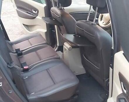 Коричневый Рено Гранд Сценик, объемом двигателя 1.5 л и пробегом 234 тыс. км за 7700 $, фото 17 на Automoto.ua