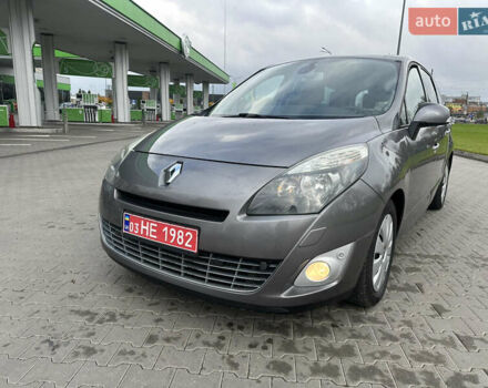 Коричневый Рено Гранд Сценик, объемом двигателя 1.9 л и пробегом 226 тыс. км за 7950 $, фото 8 на Automoto.ua