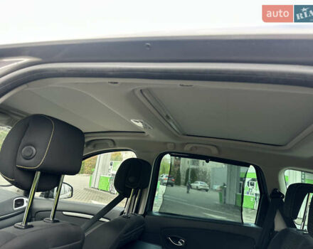 Коричневый Рено Гранд Сценик, объемом двигателя 1.9 л и пробегом 226 тыс. км за 7950 $, фото 16 на Automoto.ua