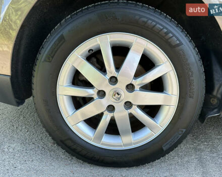 Коричневий Рено Гранд Сценік, об'ємом двигуна 1.5 л та пробігом 237 тис. км за 8300 $, фото 27 на Automoto.ua