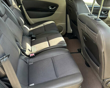 Коричневий Рено Гранд Сценік, об'ємом двигуна 1.5 л та пробігом 237 тис. км за 8300 $, фото 19 на Automoto.ua