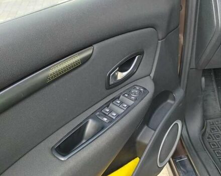 Коричневый Рено Гранд Сценик, объемом двигателя 2 л и пробегом 231 тыс. км за 9300 $, фото 14 на Automoto.ua