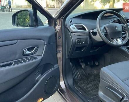 Коричневый Рено Гранд Сценик, объемом двигателя 1.5 л и пробегом 250 тыс. км за 7500 $, фото 9 на Automoto.ua