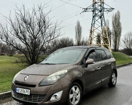 Коричневый Рено Гранд Сценик, объемом двигателя 1.5 л и пробегом 230 тыс. км за 6700 $, фото 1 на Automoto.ua