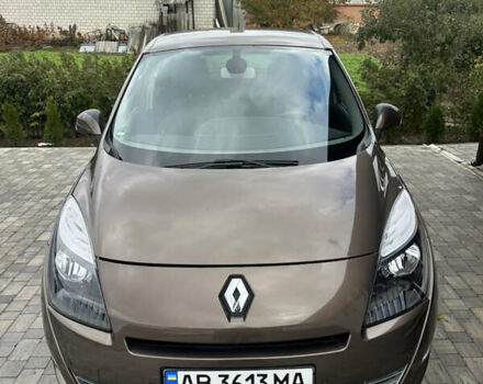 Коричневый Рено Гранд Сценик, объемом двигателя 2 л и пробегом 231 тыс. км за 9300 $, фото 29 на Automoto.ua