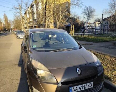 Коричневый Рено Гранд Сценик, объемом двигателя 1.9 л и пробегом 240 тыс. км за 7100 $, фото 21 на Automoto.ua