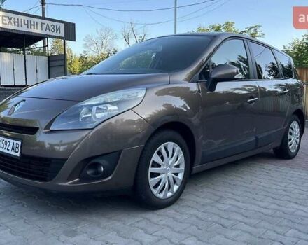 Коричневий Рено Гранд Сценік, об'ємом двигуна 1.5 л та пробігом 250 тис. км за 7900 $, фото 4 на Automoto.ua