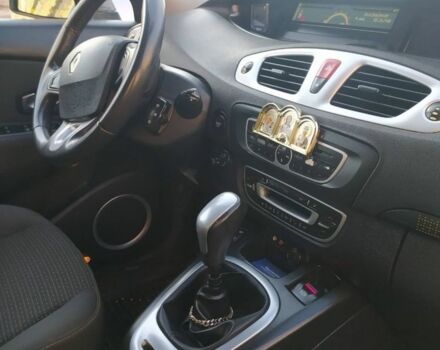 Коричневый Рено Гранд Сценик, объемом двигателя 2 л и пробегом 270 тыс. км за 7200 $, фото 2 на Automoto.ua