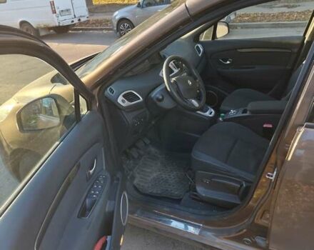 Коричневый Рено Гранд Сценик, объемом двигателя 1.9 л и пробегом 240 тыс. км за 7100 $, фото 11 на Automoto.ua