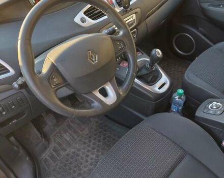 Коричневый Рено Гранд Сценик, объемом двигателя 1.9 л и пробегом 240 тыс. км за 7100 $, фото 19 на Automoto.ua