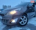 Коричневий Рено Гранд Сценік, об'ємом двигуна 1.9 л та пробігом 257 тис. км за 7100 $, фото 1 на Automoto.ua