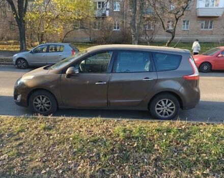 Коричневый Рено Гранд Сценик, объемом двигателя 1.9 л и пробегом 240 тыс. км за 7100 $, фото 13 на Automoto.ua
