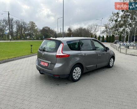 Коричневый Рено Гранд Сценик, объемом двигателя 1.9 л и пробегом 226 тыс. км за 7950 $, фото 4 на Automoto.ua